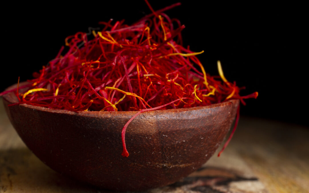 Nota del Día: El oro rojo que aún tiñe la memoriaEn los campos manchegos, una flor que apenas se abre cada otoño guarda más memoria que muchas palabras