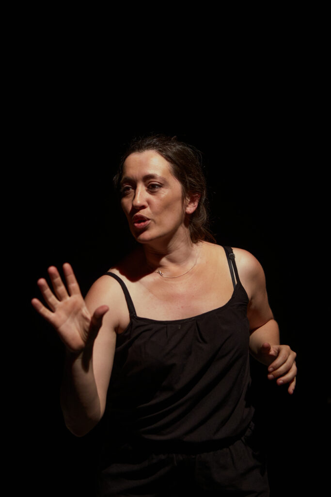 Elena Mora Sanroma / Elena Mora Sanroma