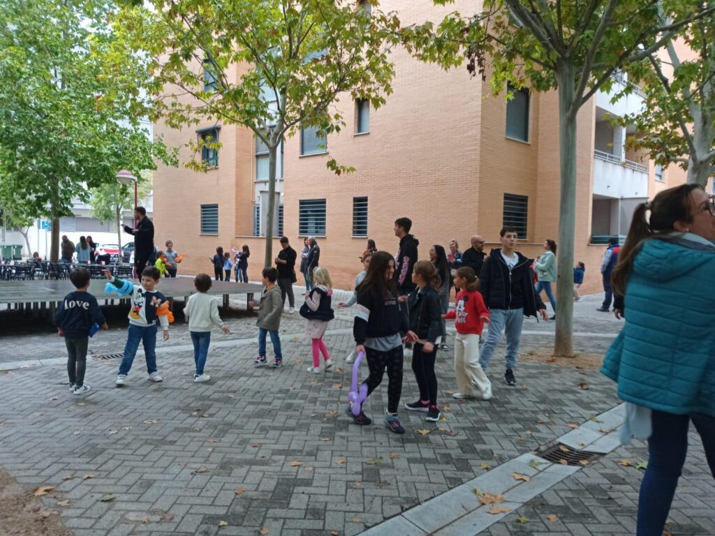 Actividades en el Barrio del Pilar / Carlos Moreno