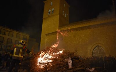 El fuego que reúne al barrio: San Antón y la memoria compartida de Ciudad RealHistoria, tradición y la vida en comunidad en torno a la Hermandad de San Antón de Ciudad Real, uno de los 'santos viejos' del calendario popular