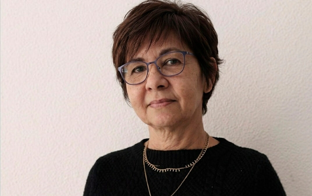 Mireya Coromoto y una historia que nació de resistirLa multifacética Coromoto nos ofrece su historia en "Rompe etiquetas, Despliega alas. Un puente entre mi vida y la tuya", un libro construido de la posibilidad de seguir adelante, incluso cuando la vida obliga a empezar de nuevo
