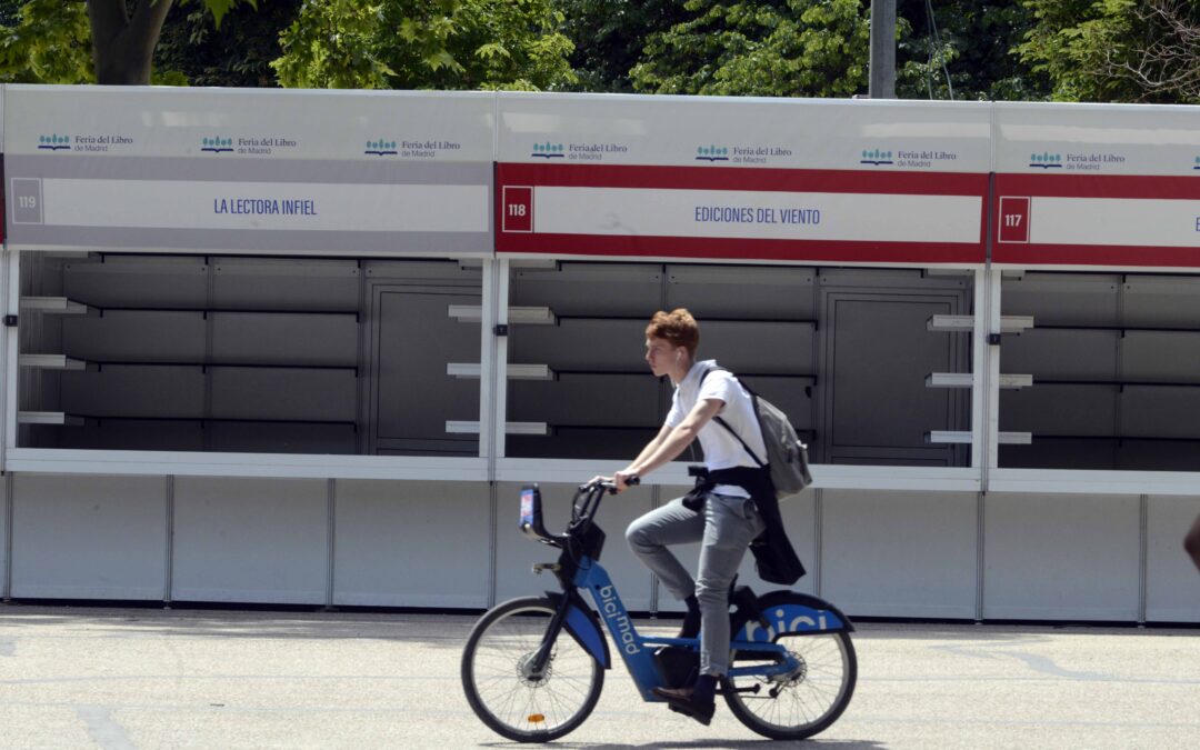 La Feria del Libro mira a la memoria tras vender más de 430.000 ejemplaresLa edición de 2026 hace balance provisional mientras mira a la de 2027, que girará en torno a las memorias y coincide con grandes efemérides culturales