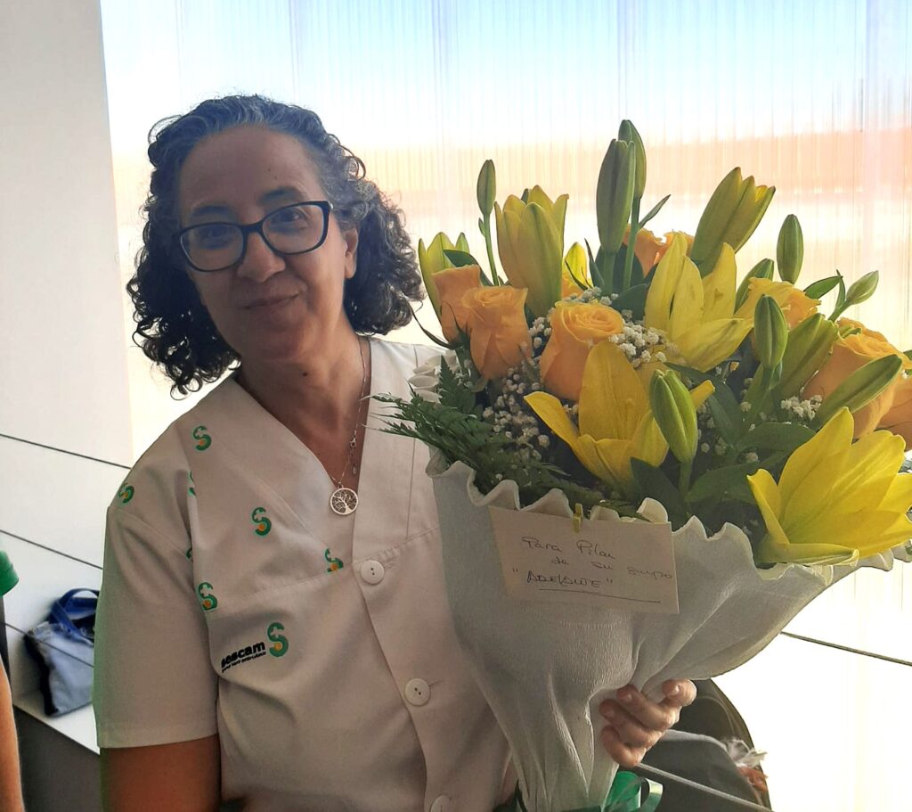 Pilar García, al finalizar el trabajo con uno de los grupos de afrontamiento del dolor crónico / Cedida