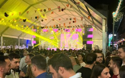 Bolaños de Calatrava | Cerca de 3.000 personas despiden la Feria con Daviles de Novelda en la Plaza de TorosLa Orquesta Danubios llenó también la Plaza de España en una última noche que cerró las fiestas del Santísimo Cristo de la Columna