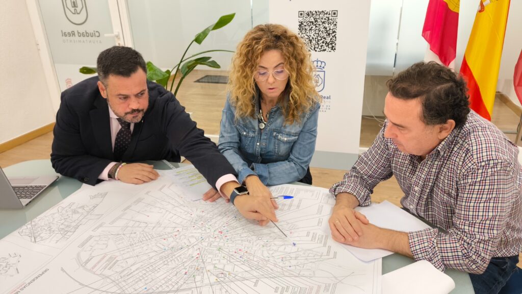 Los concejales Mar Sánchez, Miguel Hervás y Gregorio Oraá / Ayto. Ciudad Real
