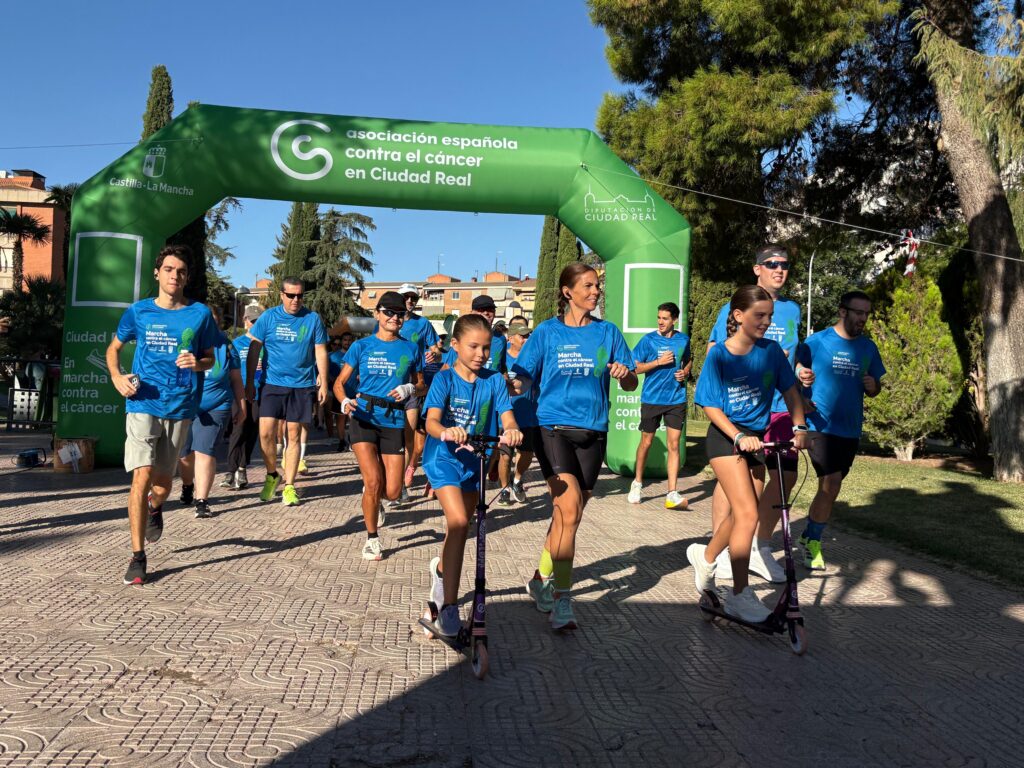 Ciudad Real une deporte y solidaridad en la V Carrera “Ciudad Real en marcha contra el cáncer’ / Ayto. Ciudad Real