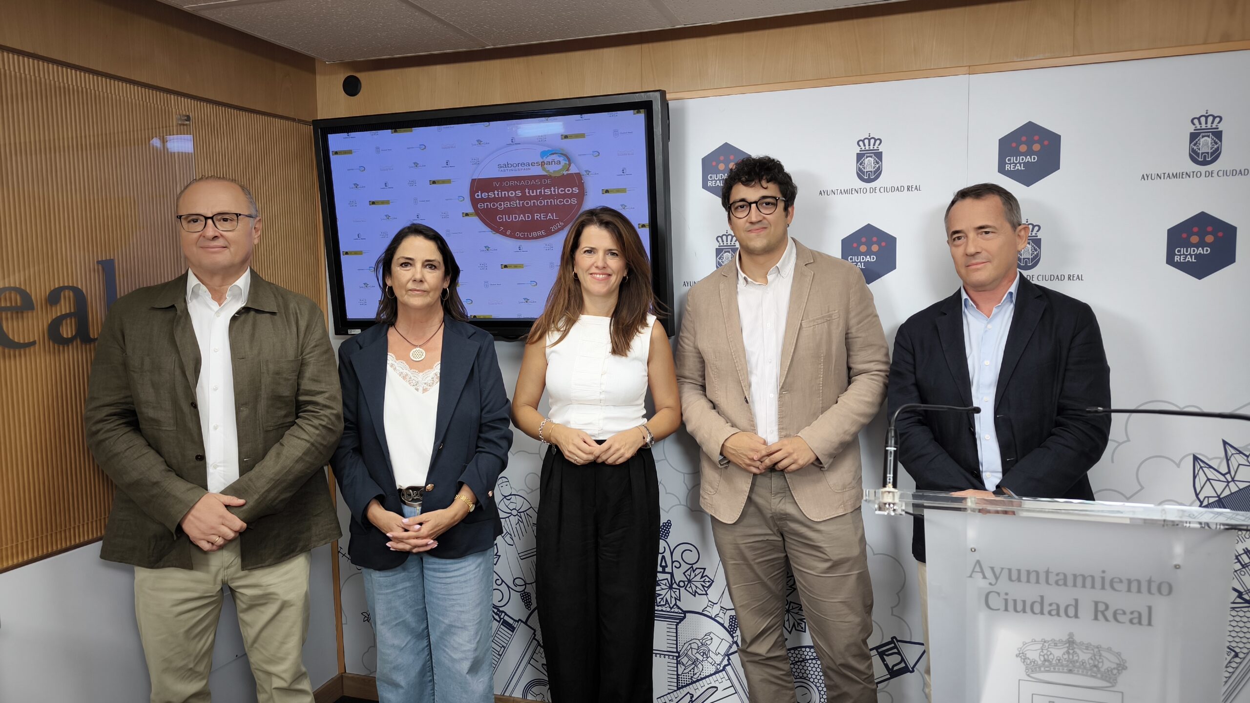 Presentación de la Asamblea Nacional y las IV Jornadas de Saborea España / Ayto. Ciudad Real Presentación de la Asamblea Nacional y las IV Jornadas de Saborea España / Ayto. Ciudad Real