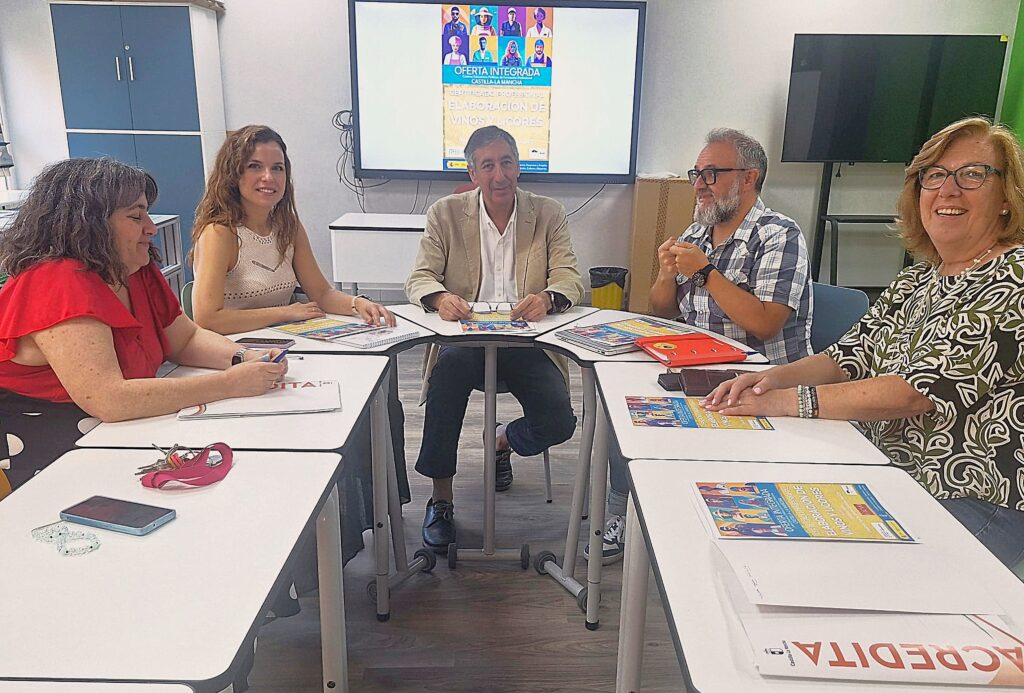 José Caro en el IES Francisco García Pavón / Delegación Provincial JCCM