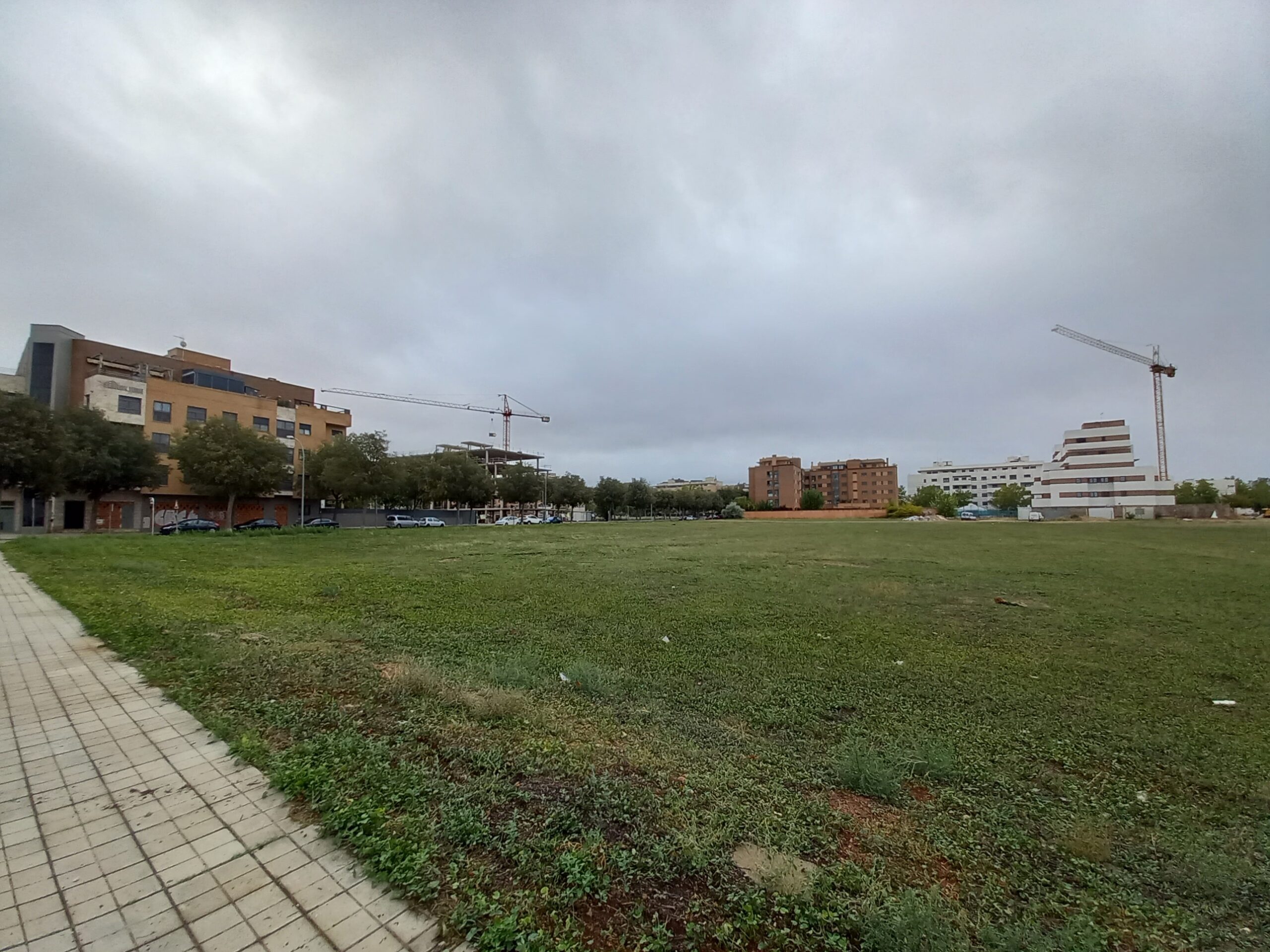 Parcela para el nuevo C.S Ciudad Real 4 / JCCM Parcela para el nuevo C.S Ciudad Real 4 / JCCM
