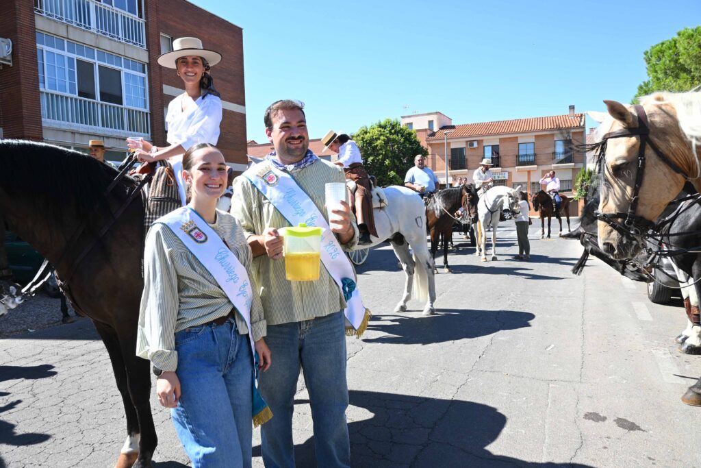 Los Churriegos en el XXX Pasacalles de Amigos del Caballo / Ayto. Miguelturra