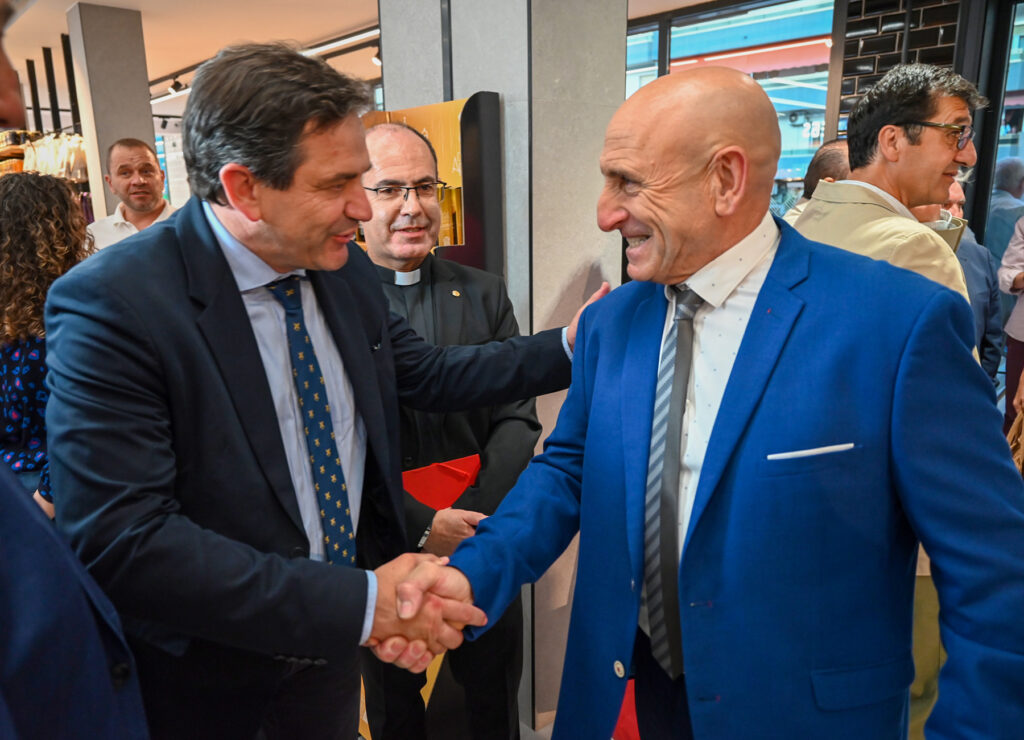 El Presidente de la Diputación Miguel Ángel Valverde en la inauguración de 'Alma Quesera' / Diputación Provincial