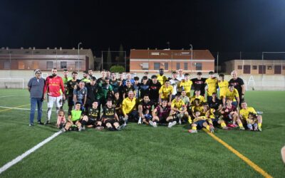 Fútbol | La UD Poblete se lleva el XX Trofeo ‘Virgen de la Estrella’ con un 1-4 ante el CD La EstrellaEl encuentro cerró la programación deportiva de las Ferias y Fiestas y reunió a numeroso público en el Complejo Deportivo Candelario León Rivas