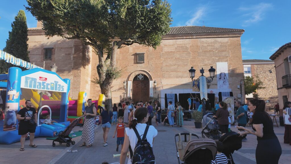La ‘Gymkana de Juegos’ llena la Plaza de la Virgen de Miguelturra / Ayto. Miguelturra