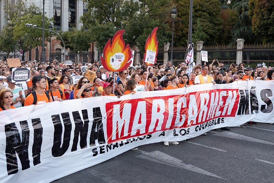 Manifestaciones por la vivienda / Barcex. Bajo licencia Creative Commons Attribution-Share Alike 4.0 International